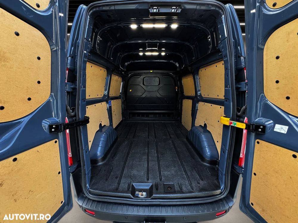 Ford Transit Custom - 23