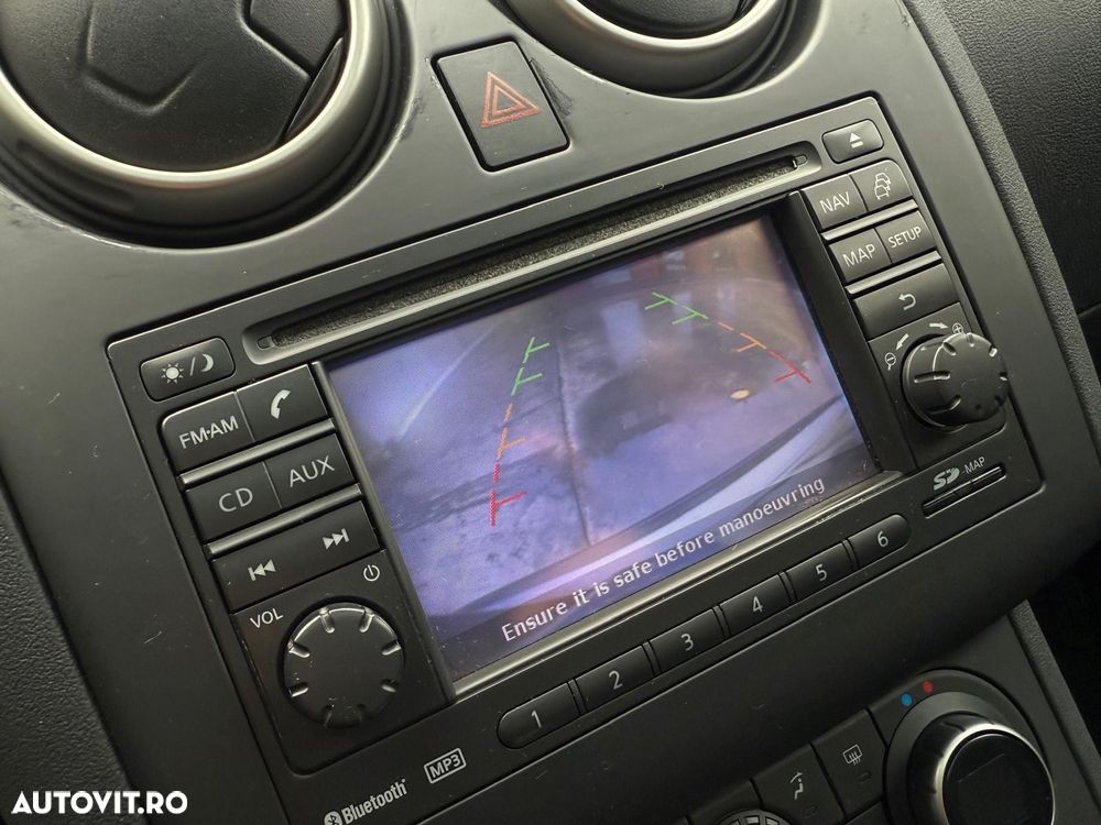 Nissan Qashqai 1.6 DCI TEKNA+ - 11