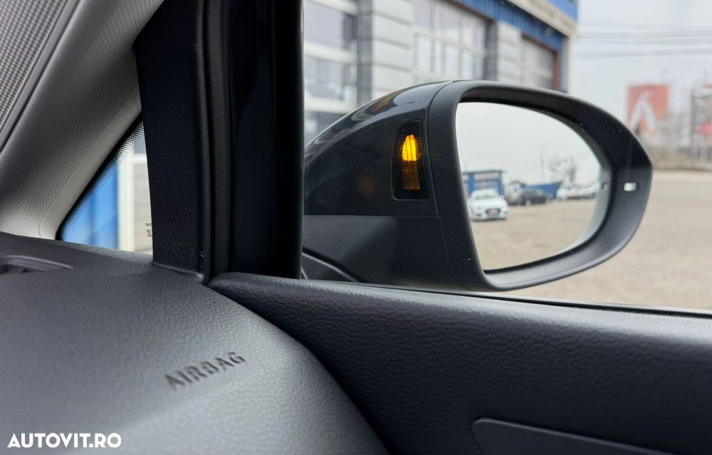 Volkswagen Golf Variant 2.0 TDI 116CP DSG Life - 39