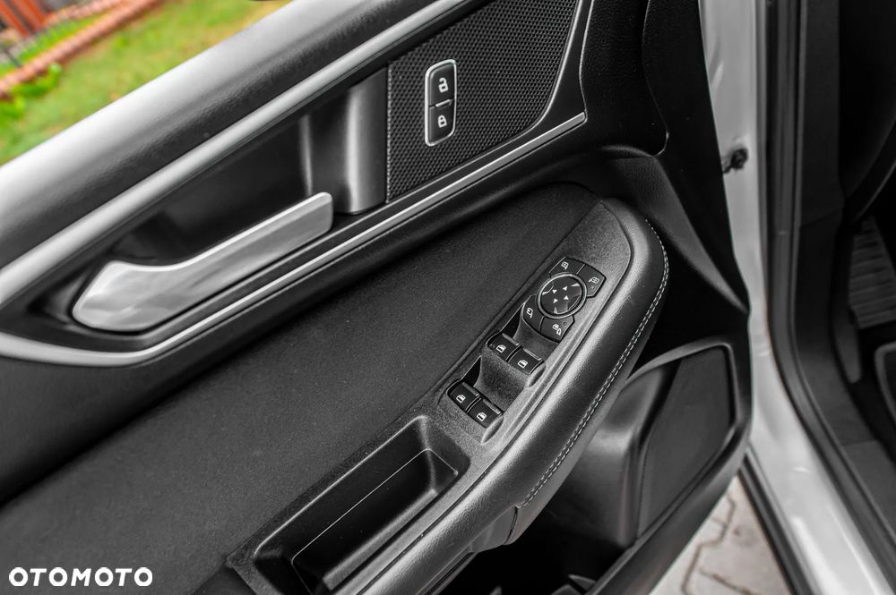 Ford Galaxy 2.0 TDCi Titanium PowerShift - 6