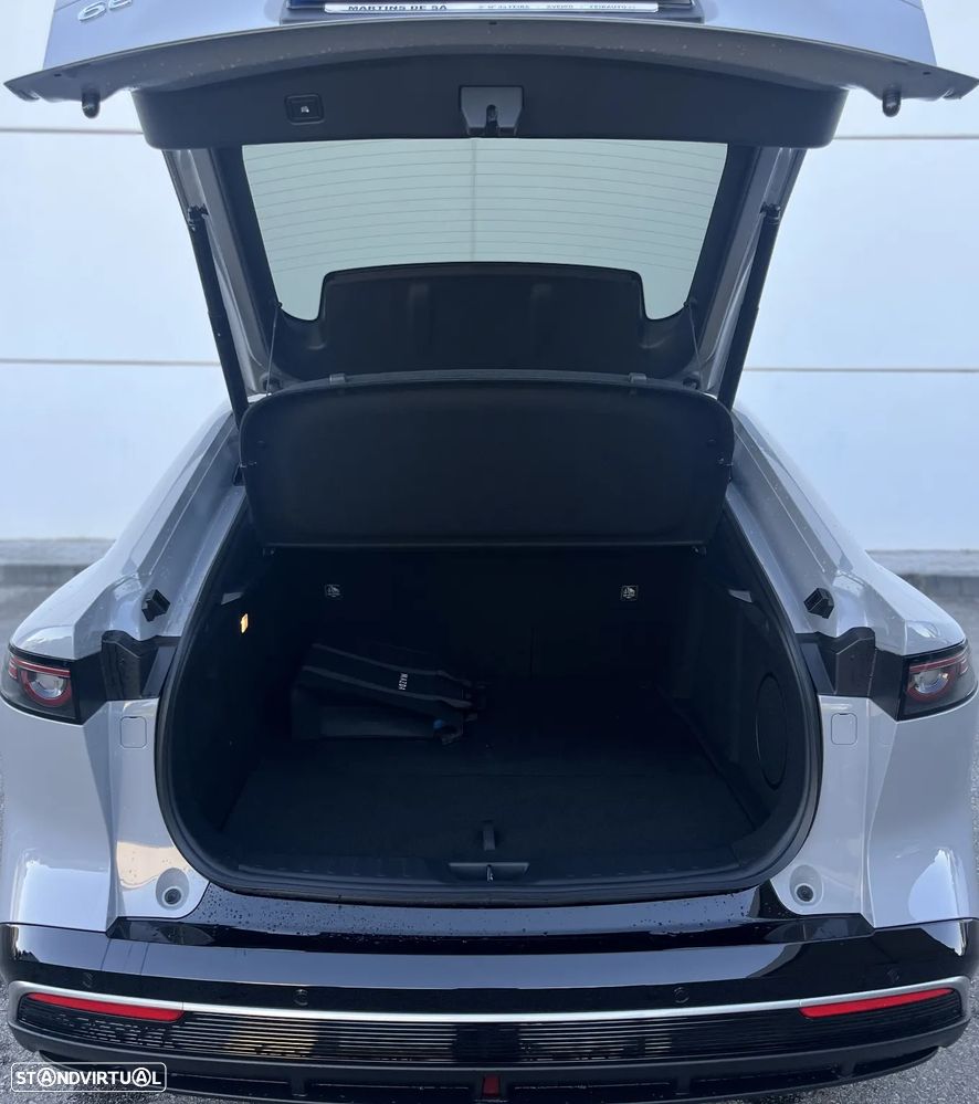 Mazda 6e 80 kWh Long Range Takumi - 16