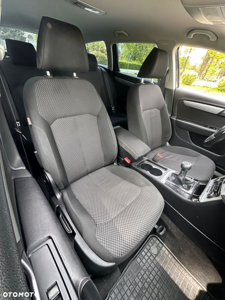 Volkswagen Passat 2.0 Blue TDI SCR Comfortline - 30