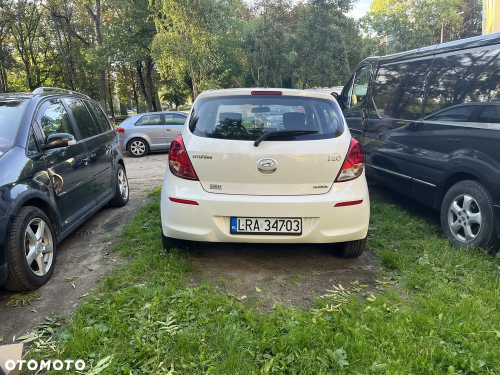 Hyundai i20 1.1 CRDi Style - 9