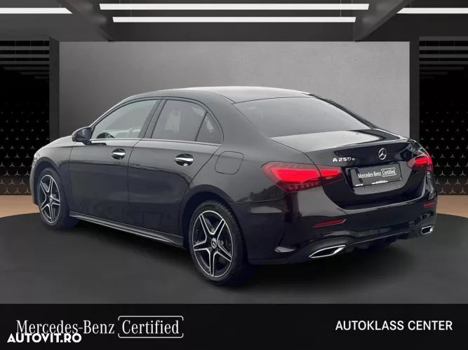 Mercedes-Benz A 250 e 8G-DCT Edition AMG Line - 4