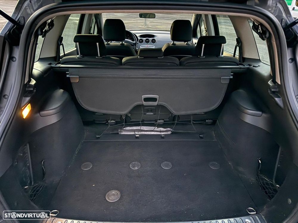 Peugeot 308 SW 1.6 HDi Sport CVM6 - 11