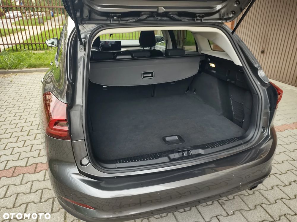 Ford Focus 1.0 EcoBoost Titanium X - 9