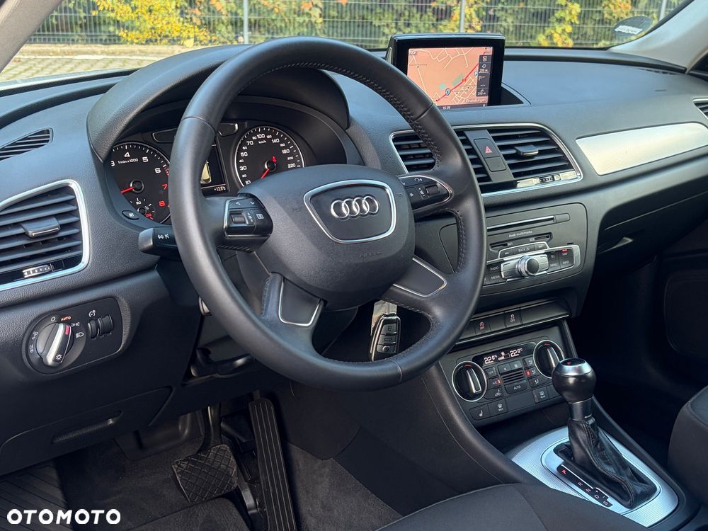 Audi Q3 1.4 TFSI Sport S tronic - 11