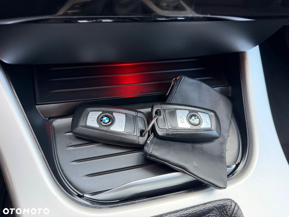 BMW X3 xDrive20d - 28