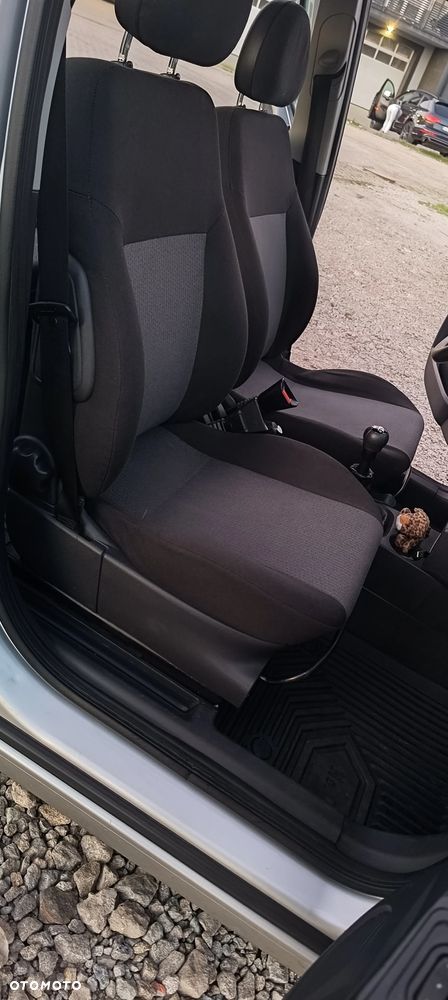 Opel Meriva - 23