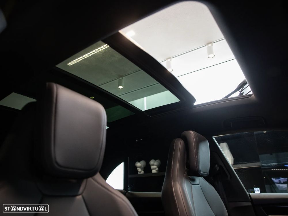 Porsche Macan Electric 4 - 37