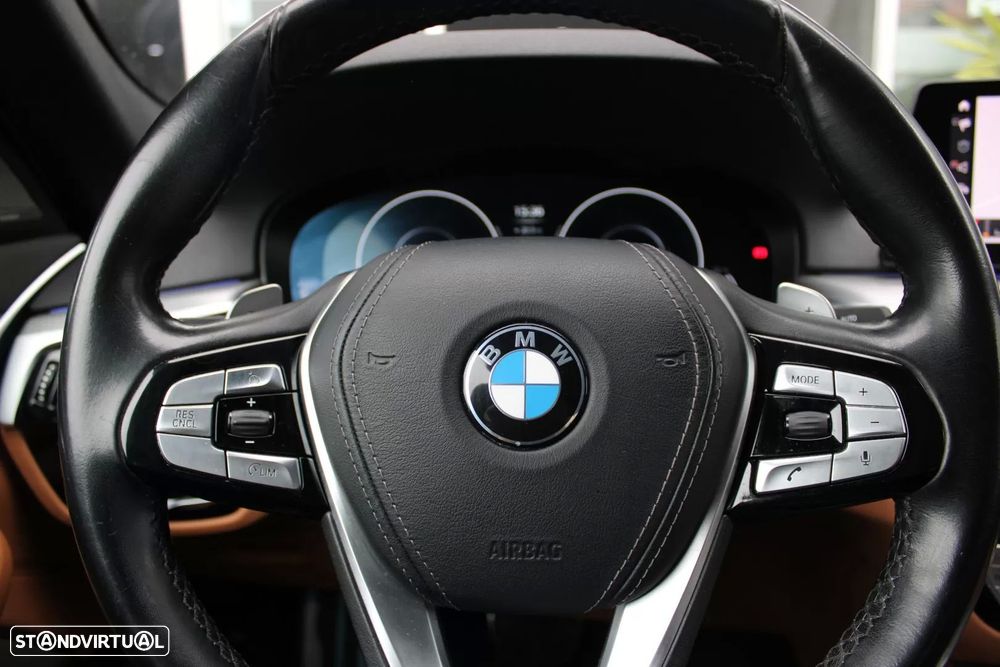 BMW 530 e iPerformance Pack M - 35