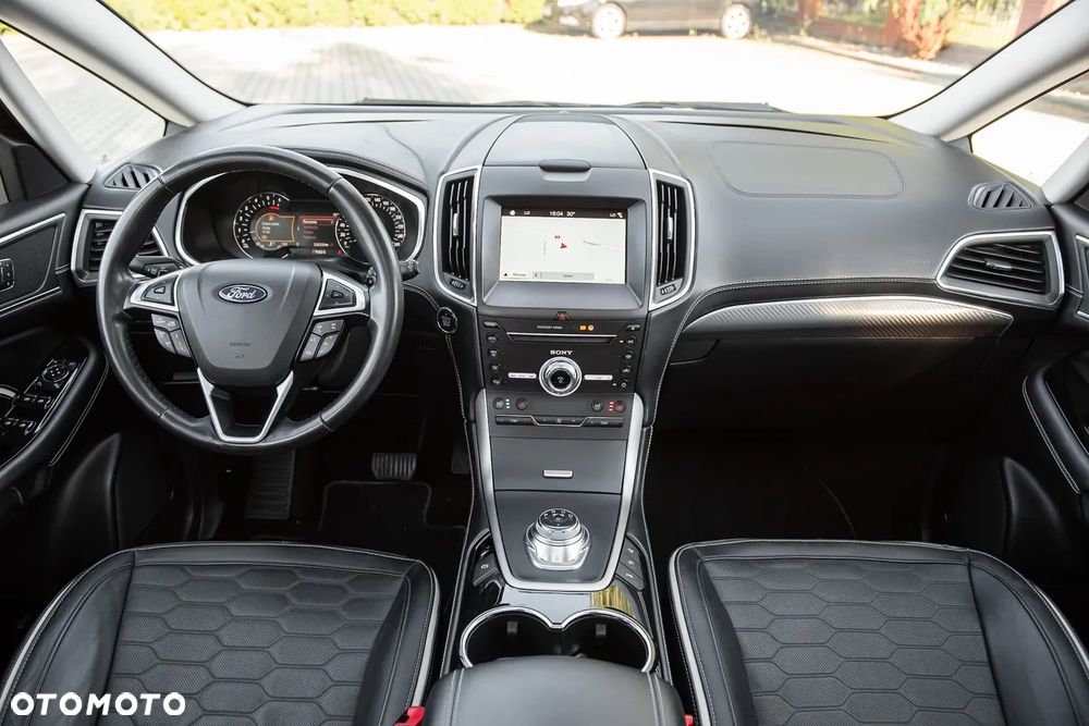 Ford S-Max 2.0 EcoBlue VIGNALE - 31