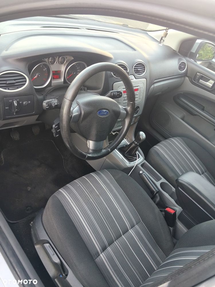 Ford Focus - 6