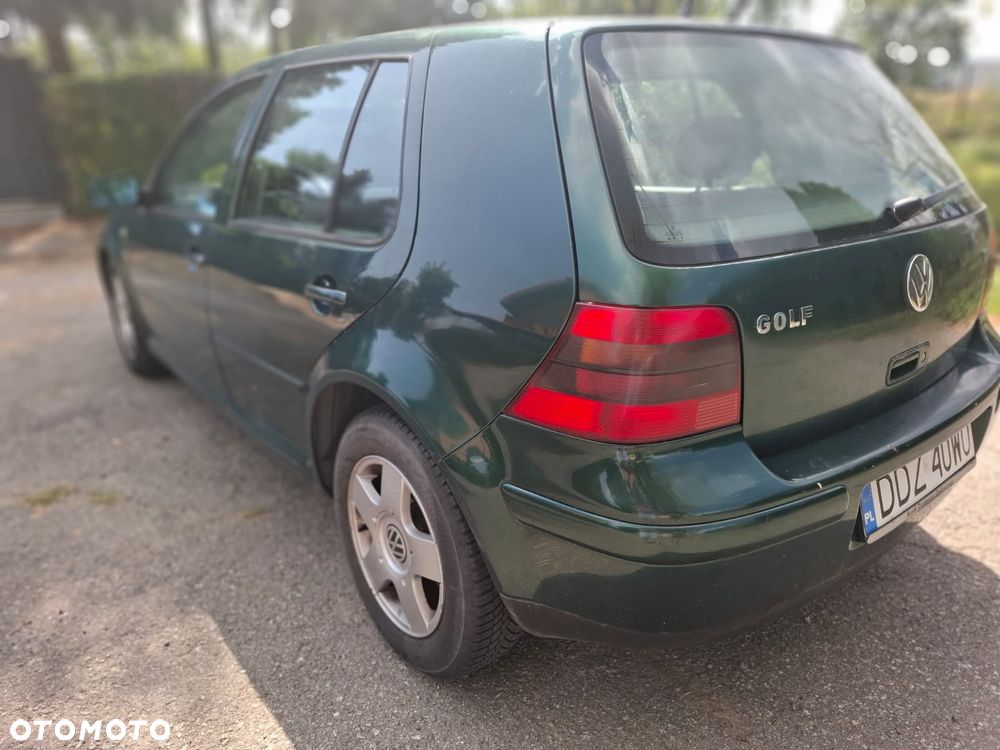 Volkswagen Golf 1.9 TDI Highline - 5