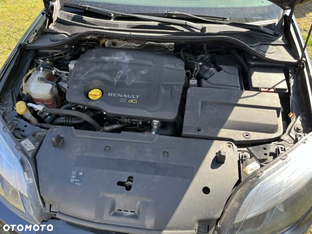 Renault Laguna 2.0 dCi FAP Exception - 10