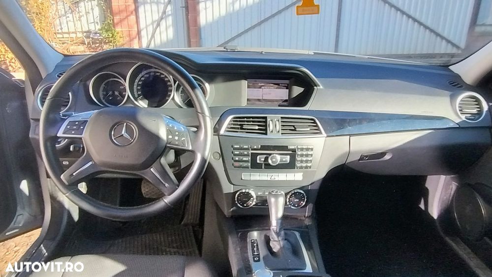 Mercedes-Benz C 200 CDI DPF (BlueEFFICIENCY) 7G-TRONIC - 2