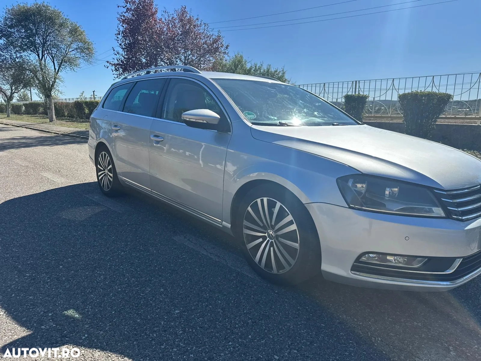 Volkswagen Passat Variant 2.0 TDI 4Motion BlueMotion Technology DSG Comfortline - 6