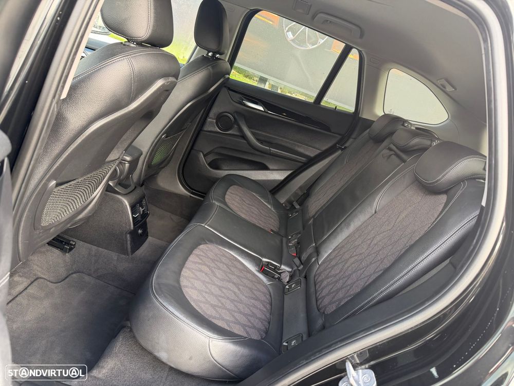 BMW X1 18 d sDrive xLine - 10