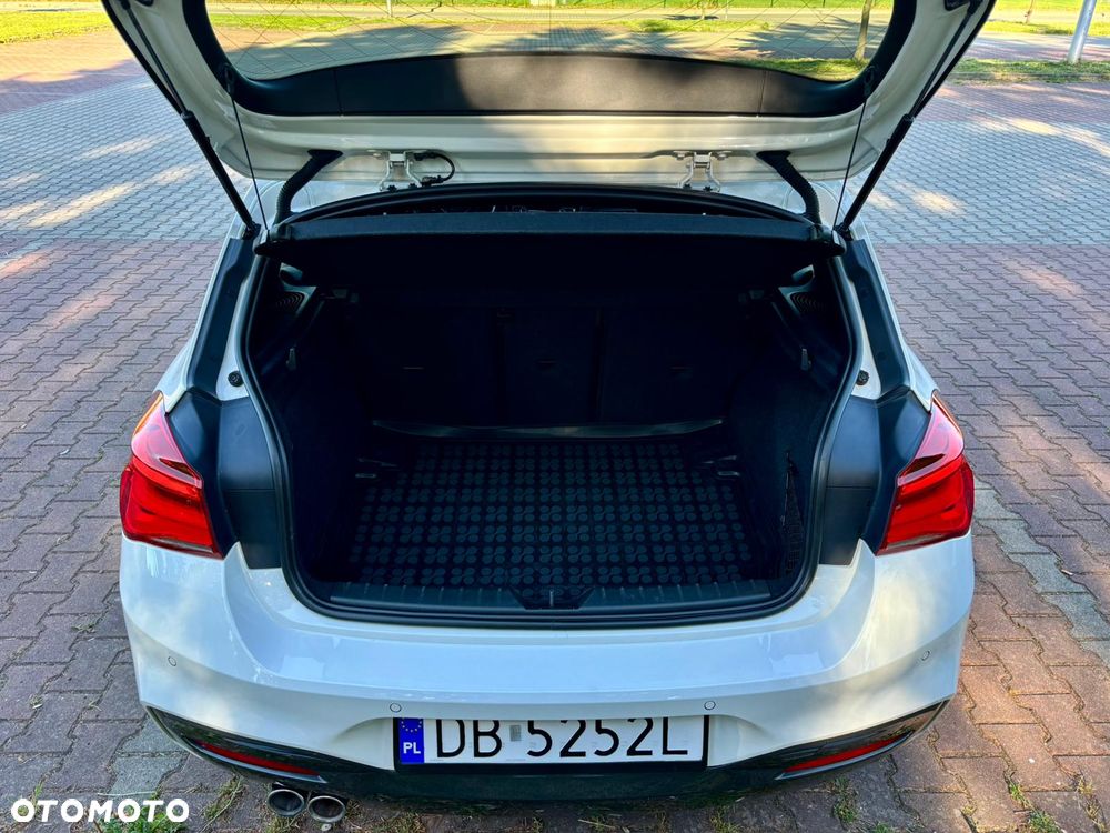 BMW Seria 1 120d M Sport - 38