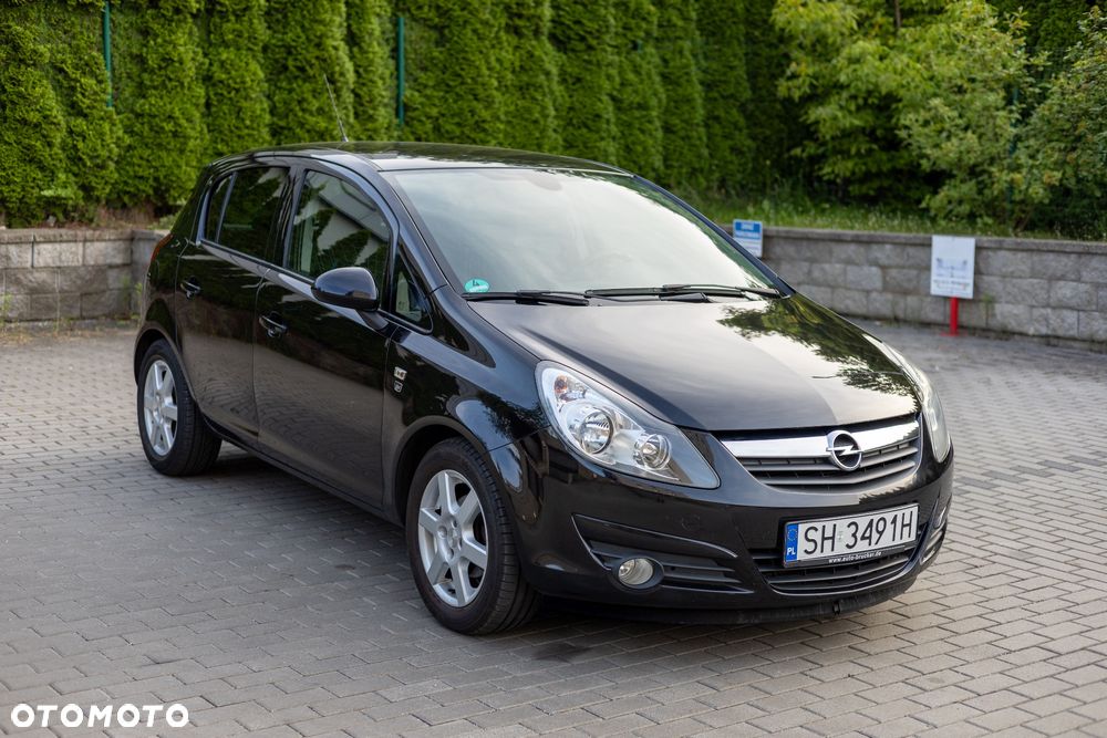 Opel Corsa 1.4 16V Edition 111 Jahre - 4