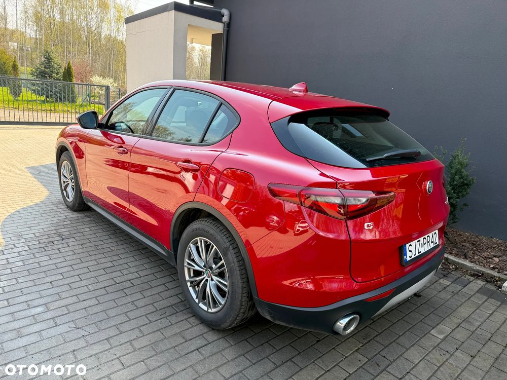 Alfa Romeo Stelvio 2.2 16V AT8 Q4 Business - 9