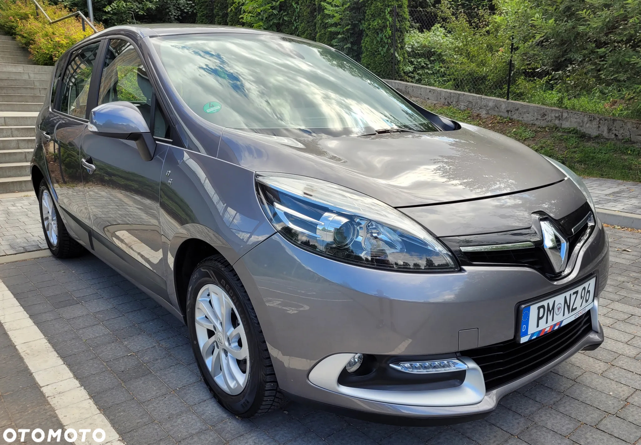 Renault Scenic ENERGY TCe 115 S&S Paris - 10