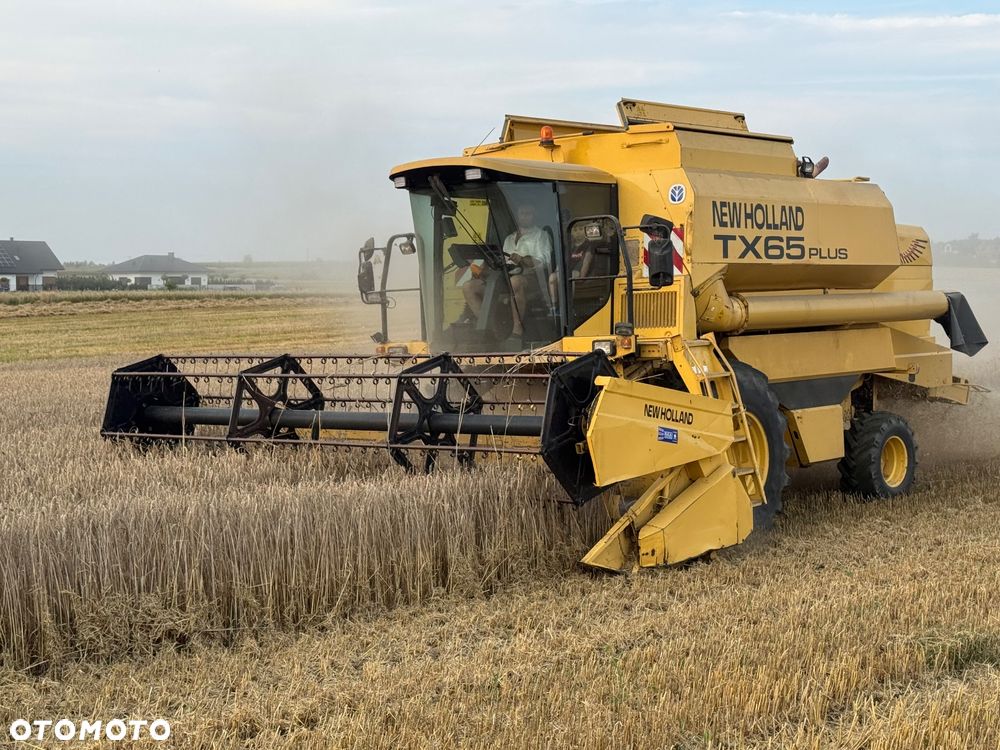 New Holland TX 65 Plus Super Stan Kombajn Zbożowy - 17