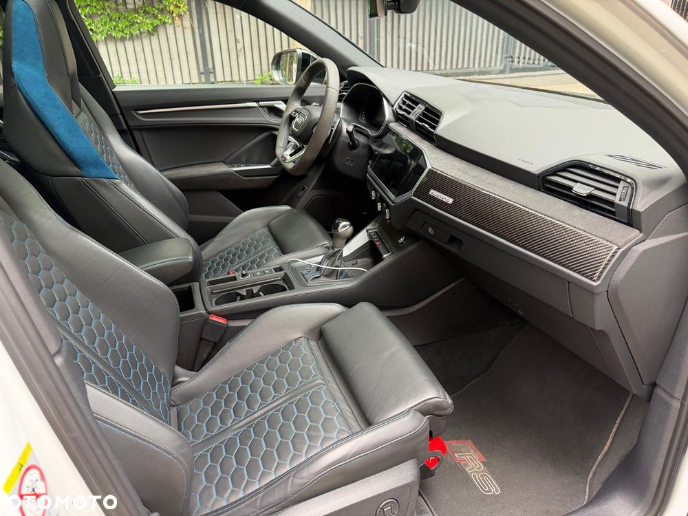 Audi RS Q3 2.5 TFSI quattro S tronic - 23