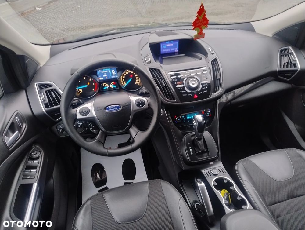 Ford Kuga 2.0 TDCi 4x4 Titanium - 32