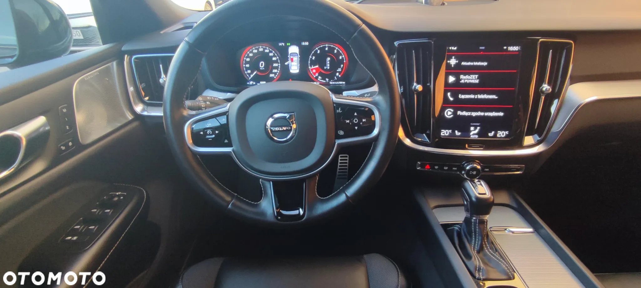 Volvo S60 T6 AWD R-Design - 11