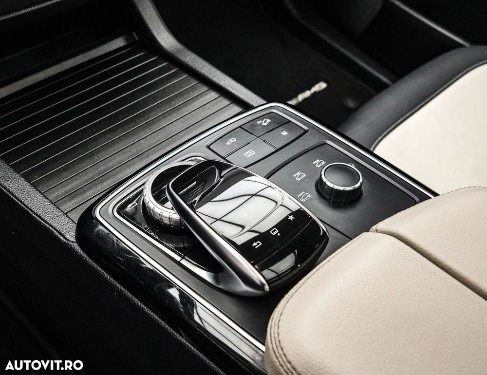 Mercedes-Benz GLE - 21