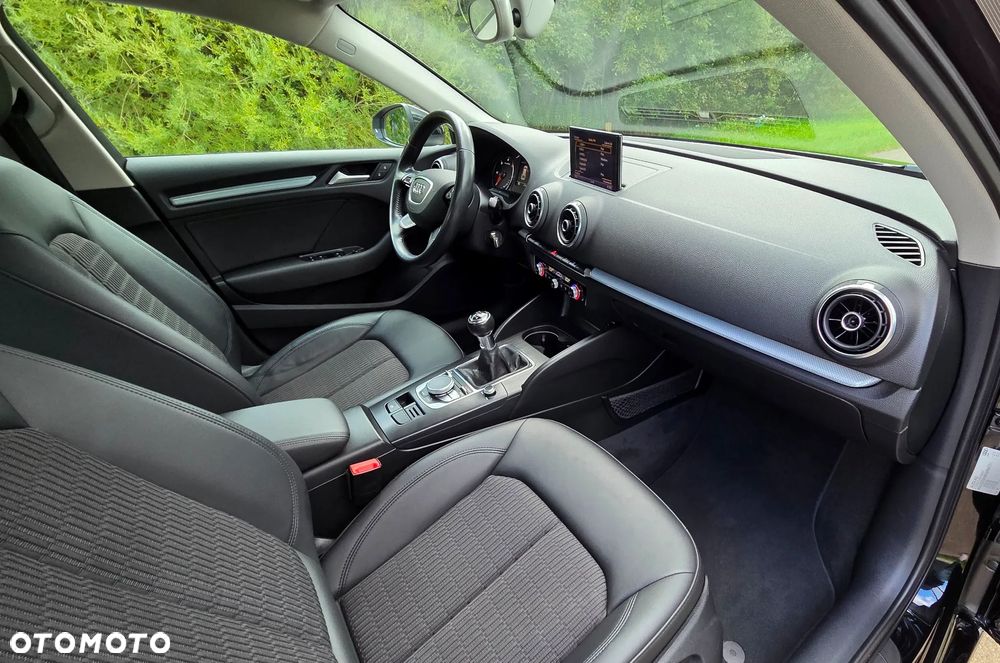 Audi A3 Sportback 1.6 TDI Sport - 24