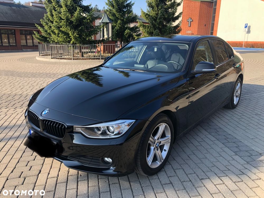 BMW Seria 3 316i - 12