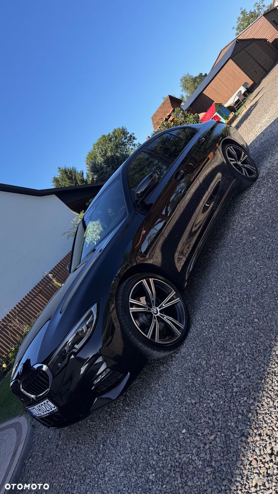 BMW Seria 3 320d xDrive M Sport Shadow sport - 22