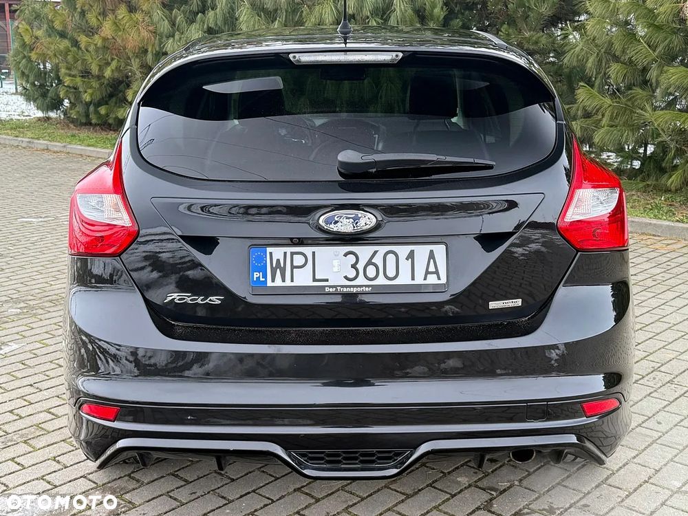 Ford Focus 1.6 EcoBoost Titanium - 11