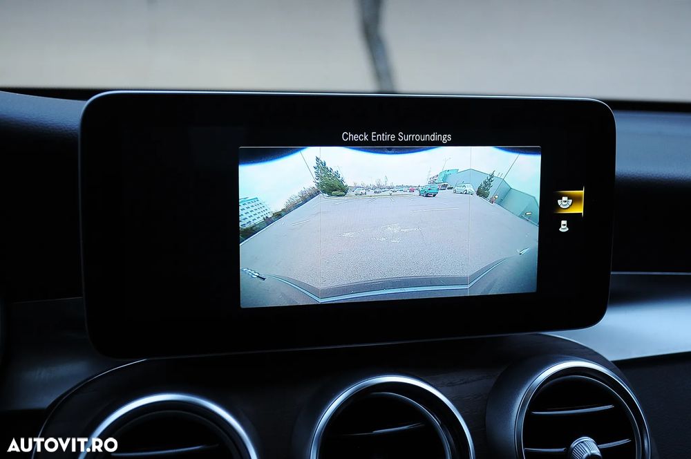 Mercedes-Benz GLC Coupe 300 4Matic 9G-TRONIC Exclusive - 33