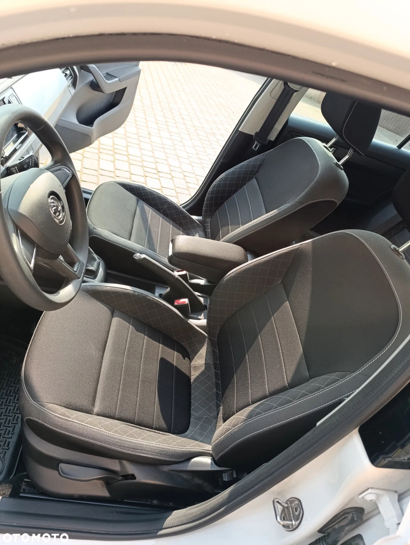 Skoda Fabia 1.0 TSI Ambition - 8