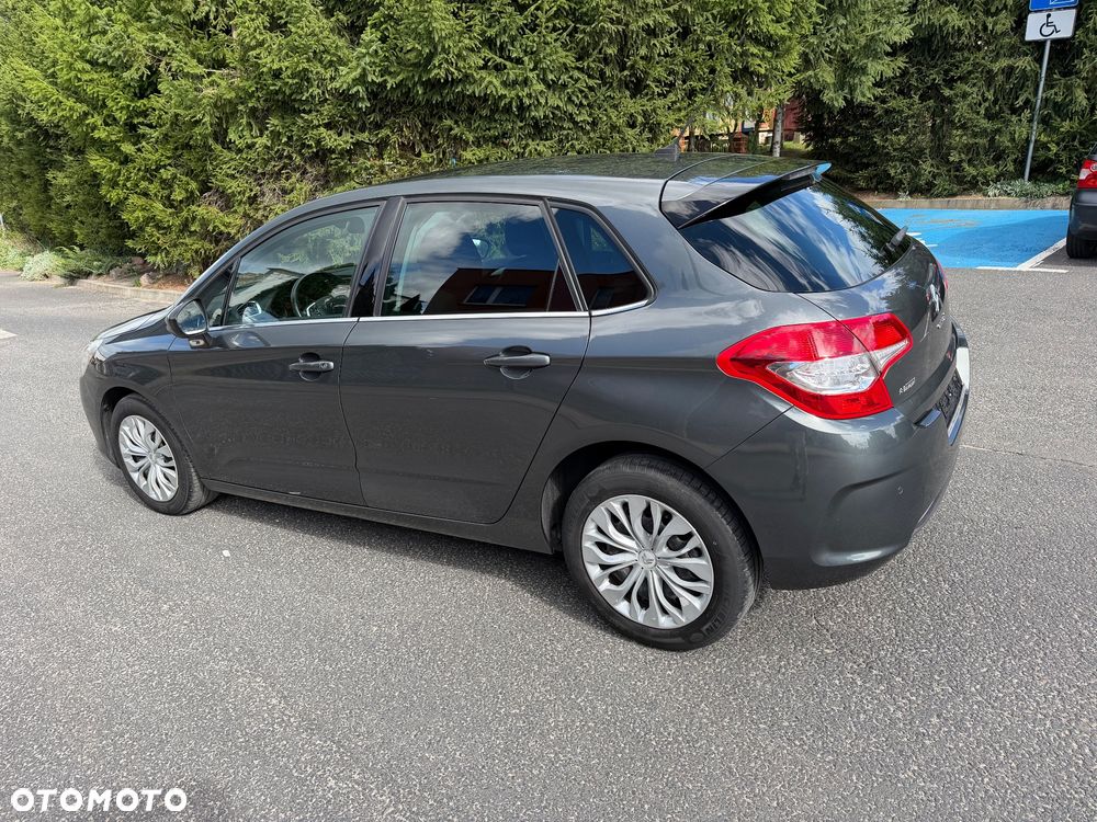 Citroën C4 e-HDi 110 Selection - 9