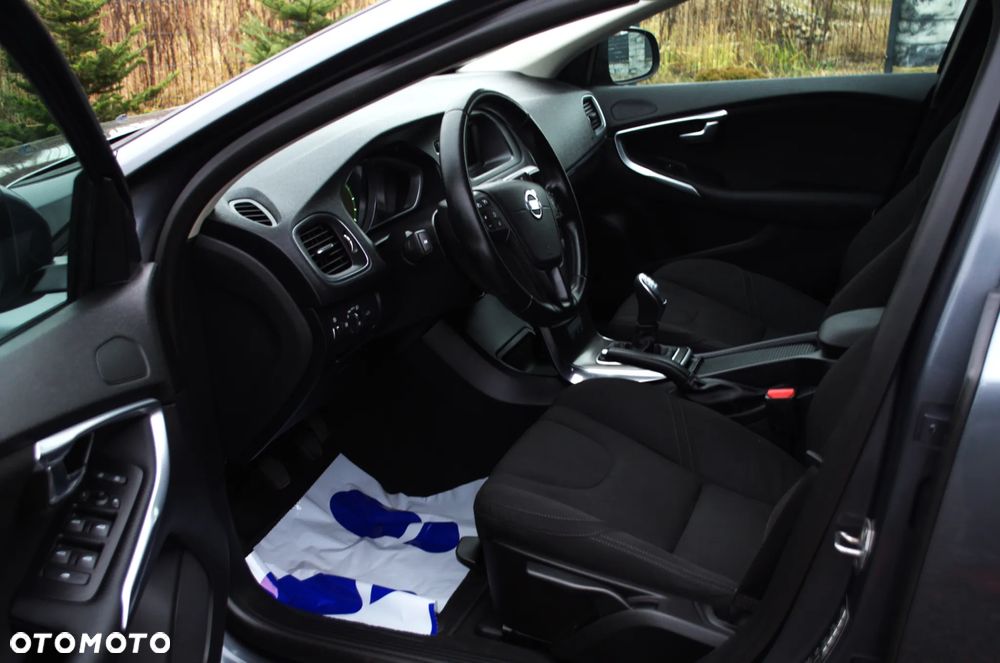 Volvo V40 D2 You - 14