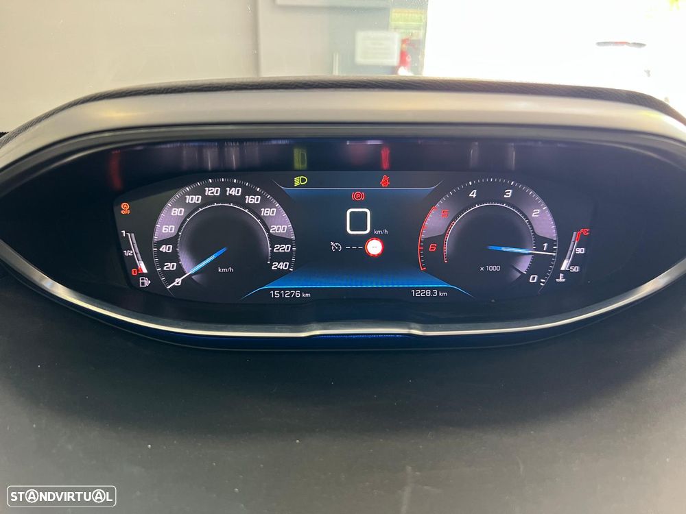 Peugeot 3008 1.5 BlueHDi Active Pack - 29