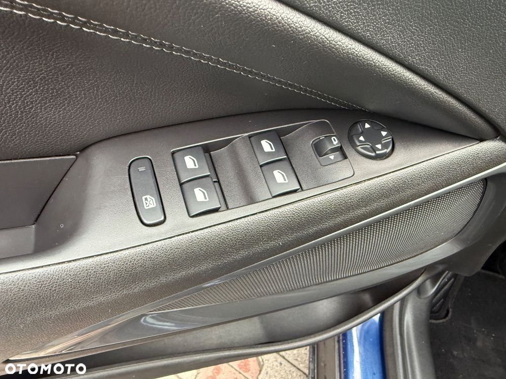 Opel Crossland 1.2 T GS Line - 20