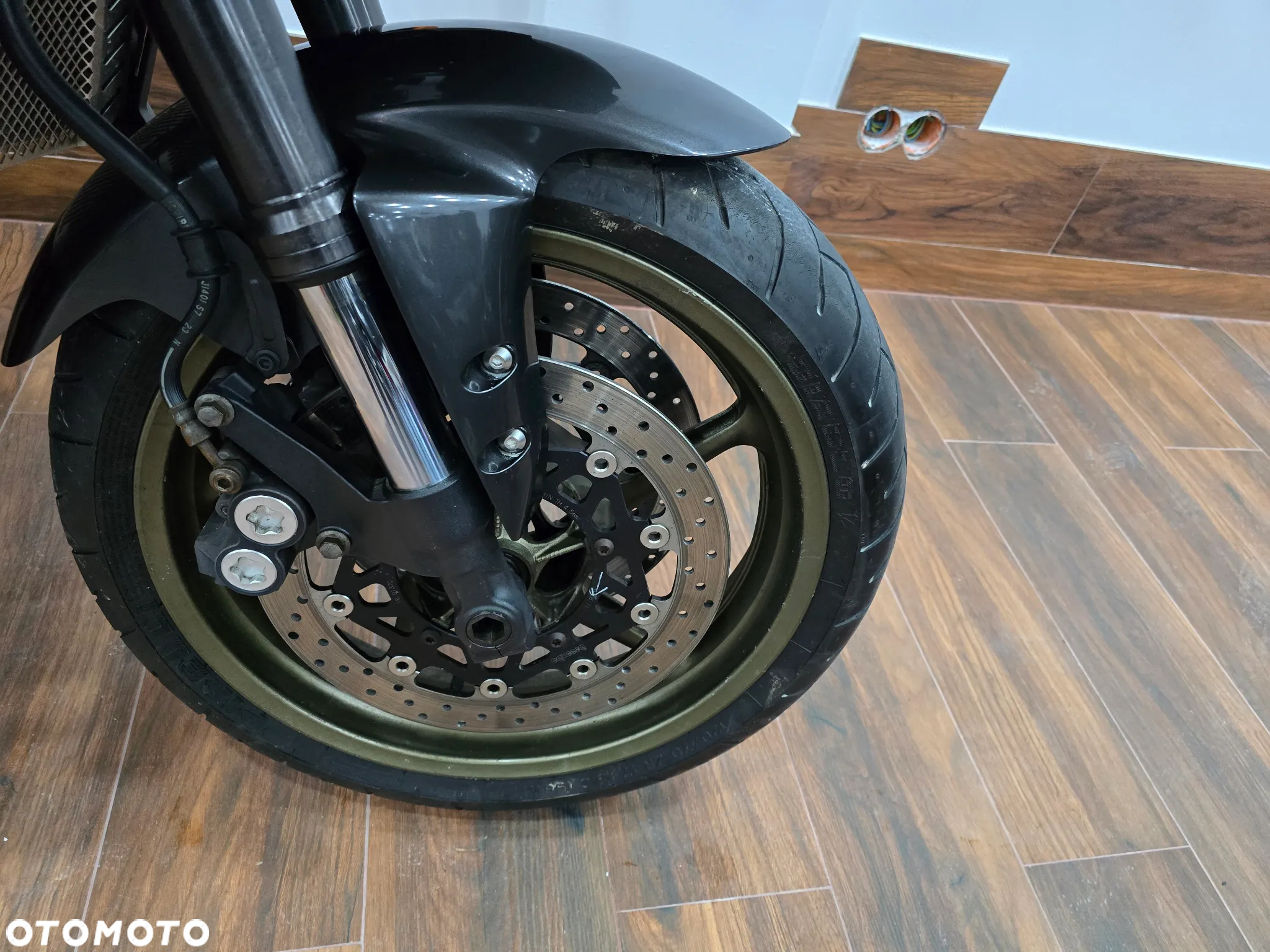 Yamaha FZ - 13