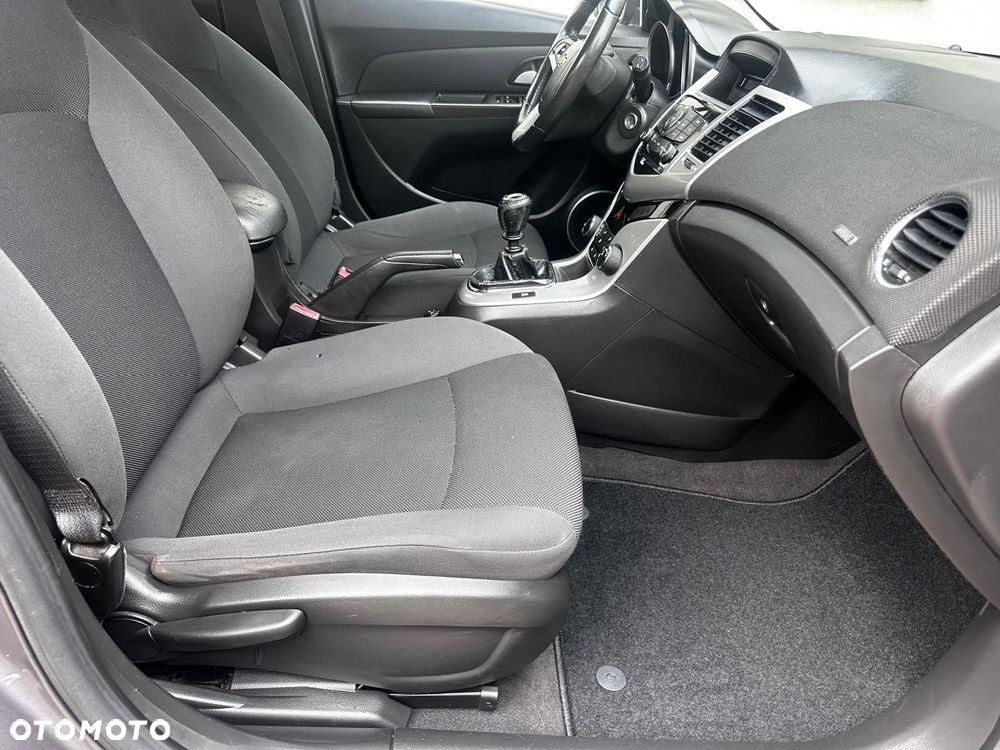 Chevrolet Cruze 1.8 LT+ - 15