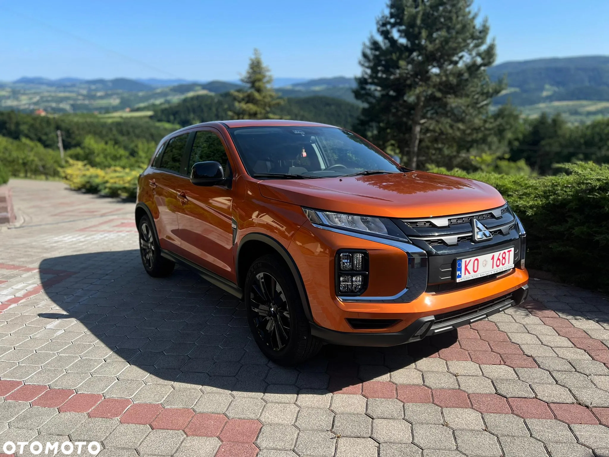 Mitsubishi Outlander - 12