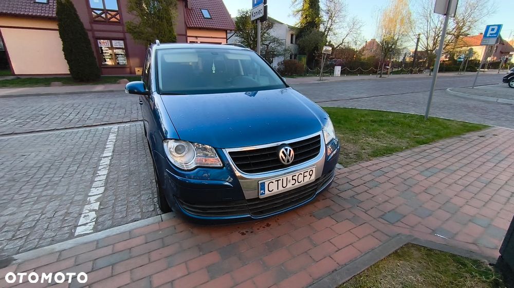 Volkswagen Touran 1.9 TDI Trendline - 1
