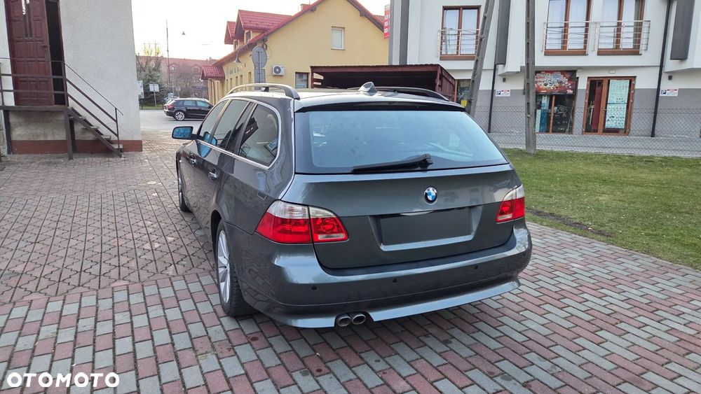 BMW Seria 5 - 24