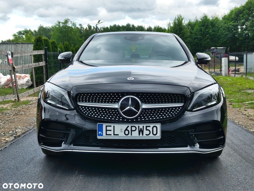 Mercedes-Benz Klasa C 300 4Matic 9G-TRONIC AMG Line - 1