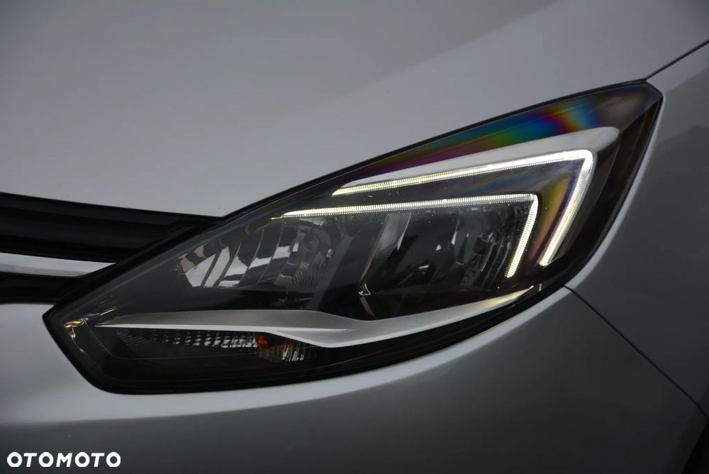 Opel Zafira 2.0 D Automatik 130 kW Edition - 6