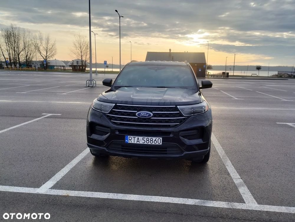 Ford Explorer - 1