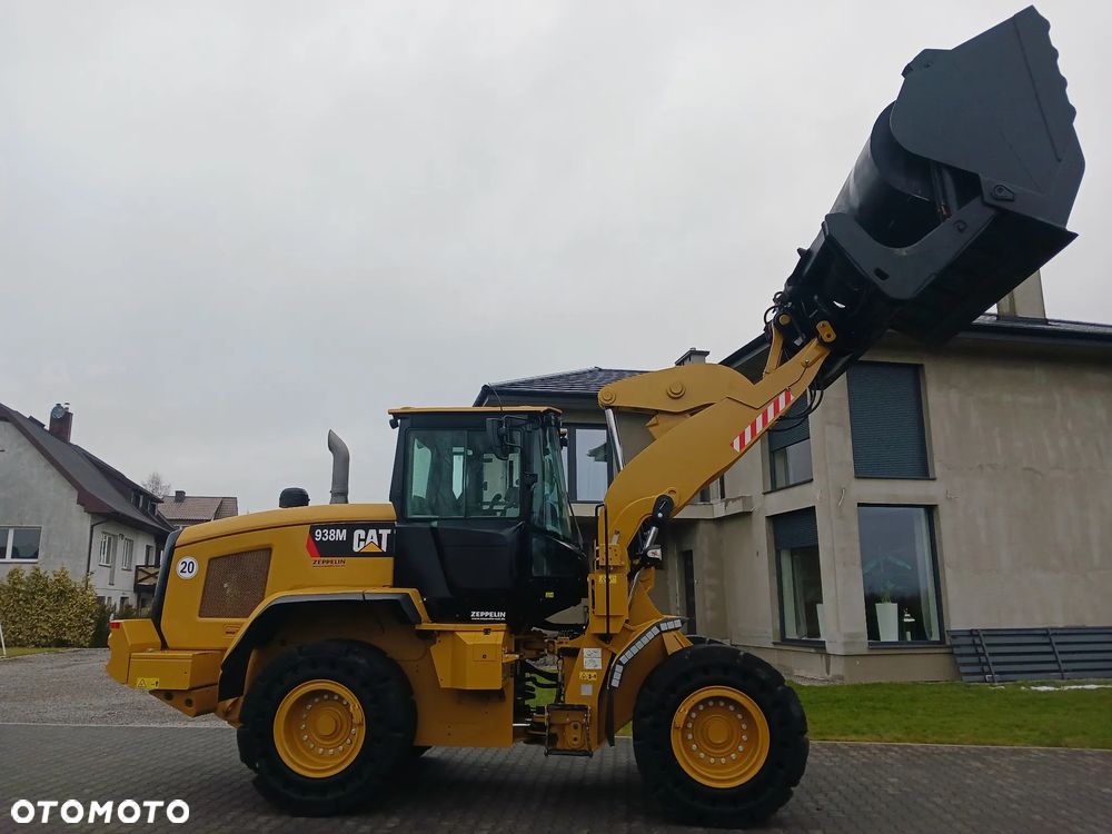Caterpillar 938 M - 24